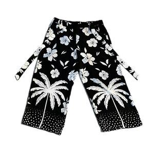 Black and White Floral Casual Pants